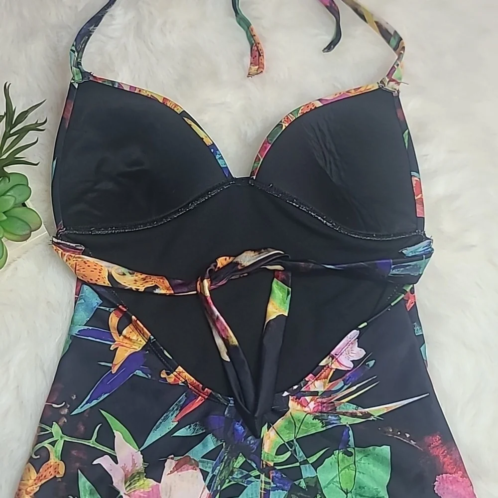 Old Navy bold tropical